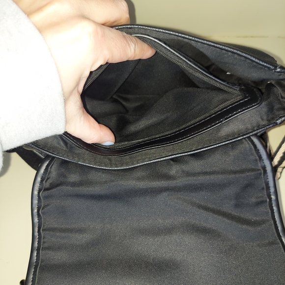 Time and Tru Black Crossbody - NWOT - Picture 7 of 8